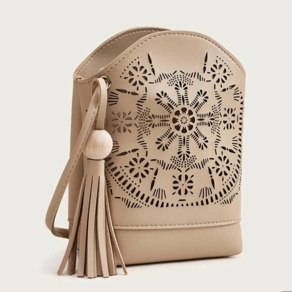 NEW Boutique! Tan Laser Cut Small Crossbody Bag - Picture 2 of 4